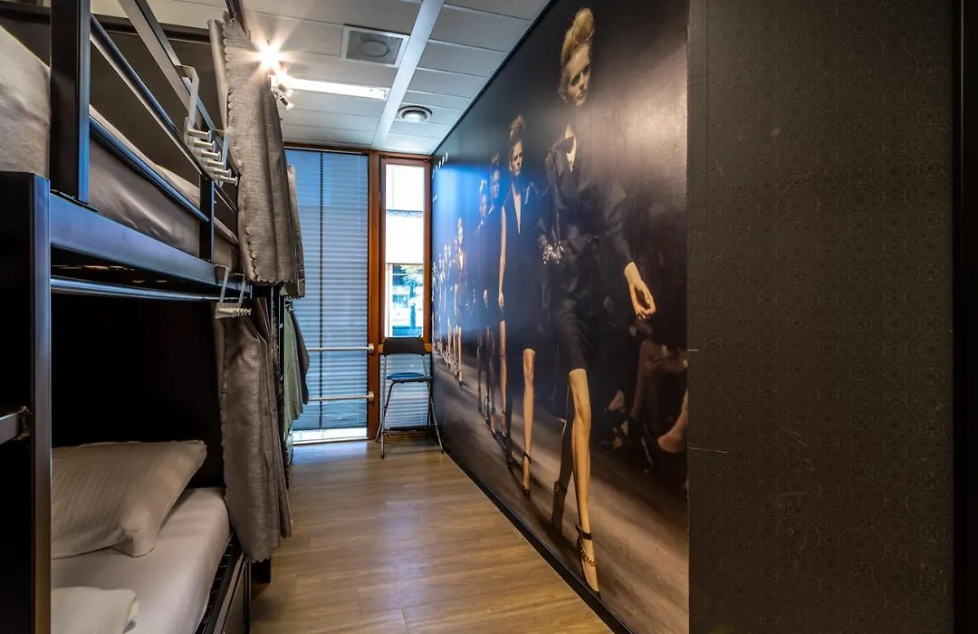 Hostelle - Women Only Hostel Amsterdam-1